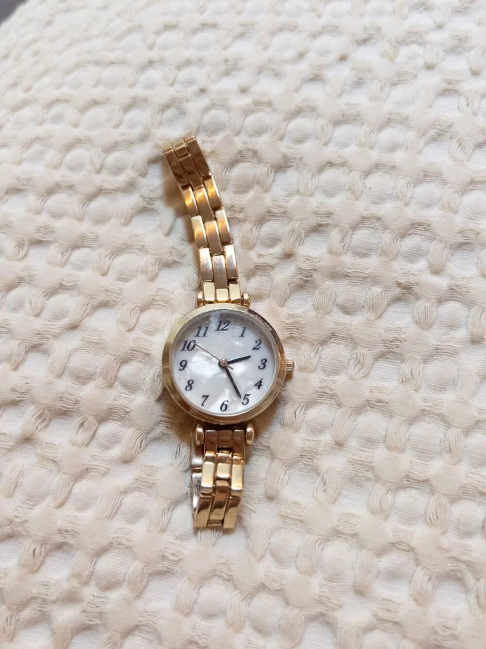 Gold Pearl Chain Watch
